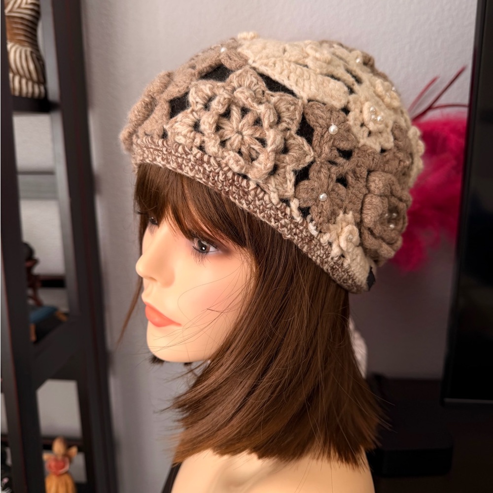 Elegant Beige Wool Crochet Beanie - Picture 7 of 11